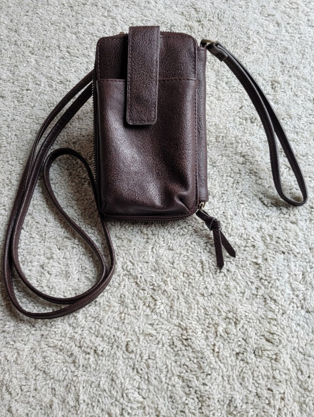 Crossbody Wallet, Wristlet  Brown Offers Variety Of Options For Storage.